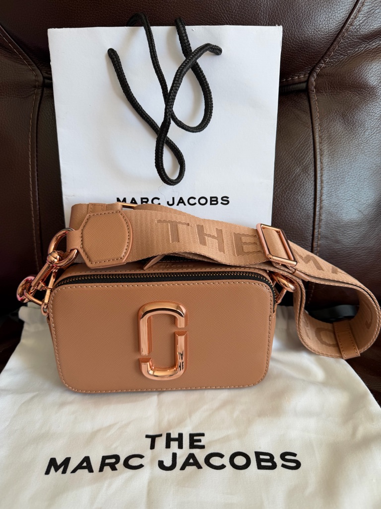 Marc Jacobs Tan Leather Camera Bag With Rose Gold Hardware